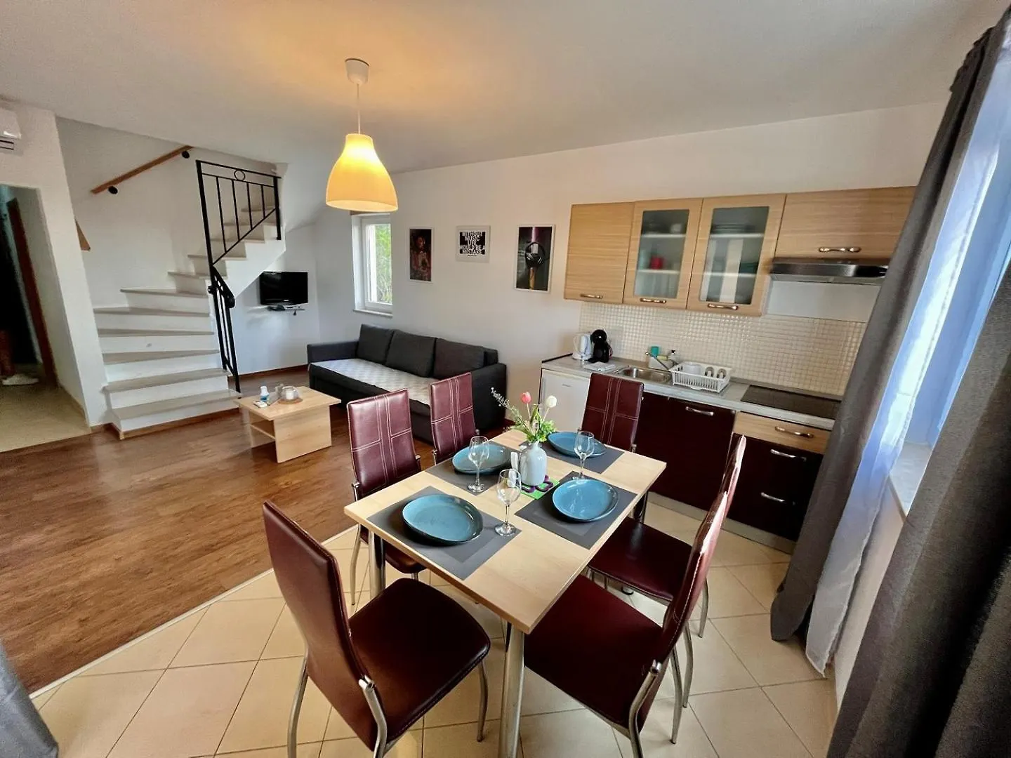 Fineda Grande Apartments بوريتش 0*,